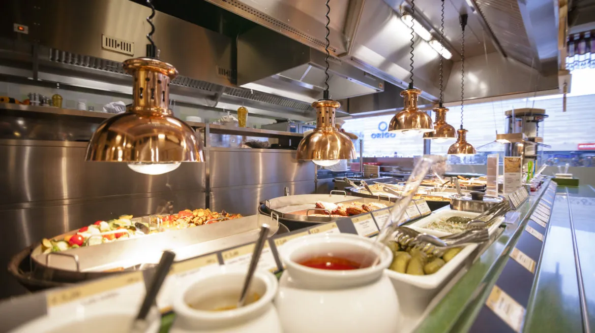 ORIGO ATKLĀJ PIRMO JAUNĀ DIZAINA “LIDO” RESTORĀNU