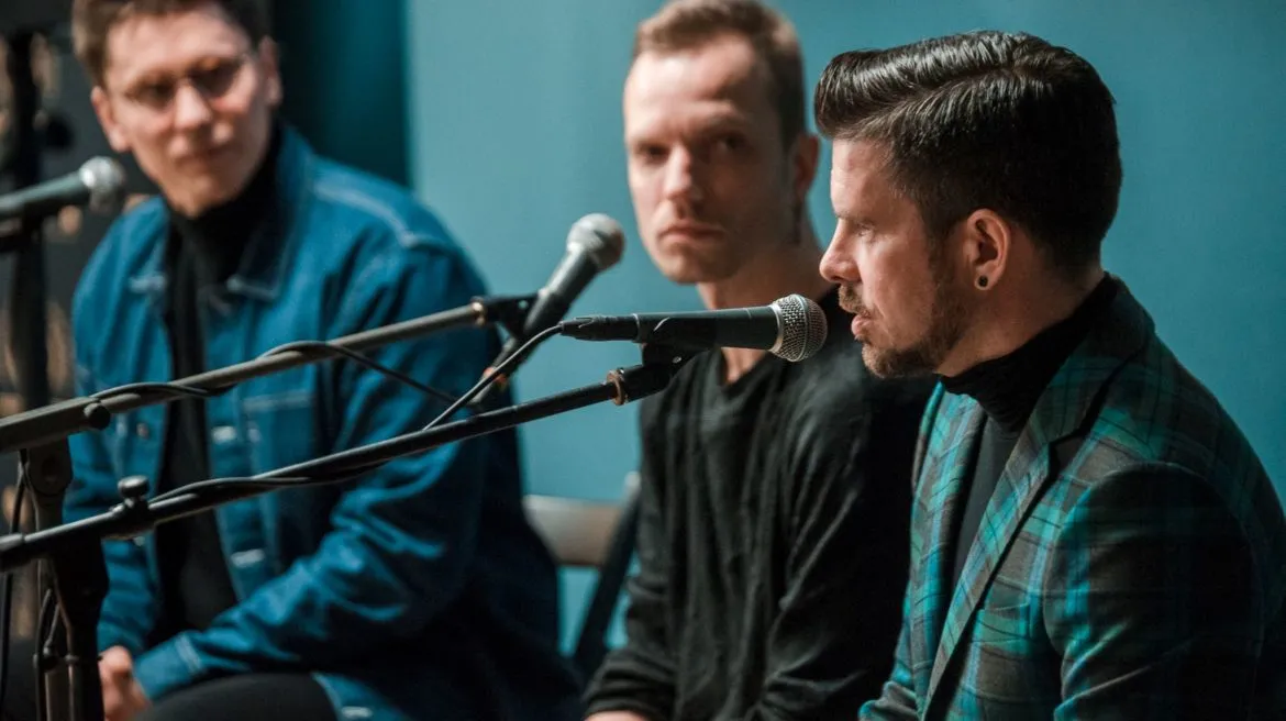 JĀŅA ŠIPKĒVICA, REIŅA SĒJĀNA UN INTARA BUSUĻA MŪZIKAS RADĪŠANAS PROCESS PIEREDZE UN IEDVESMA.