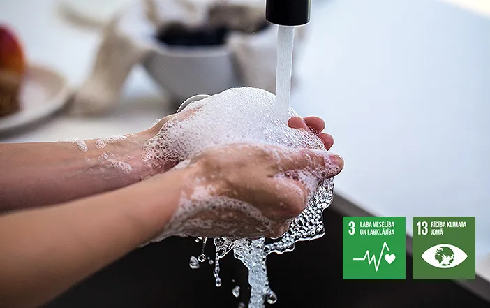 Saudzīgu tīrīšanas līdzekļu izmantošana telpu uzkopšanā