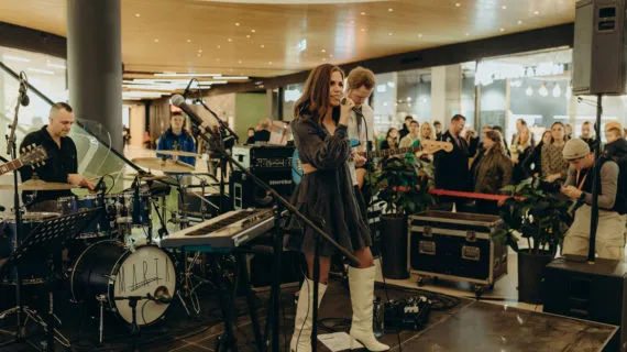 Ar prezentācijas koncertu t/c “Origo” MARTA izdod albumu “Dabas parādība”